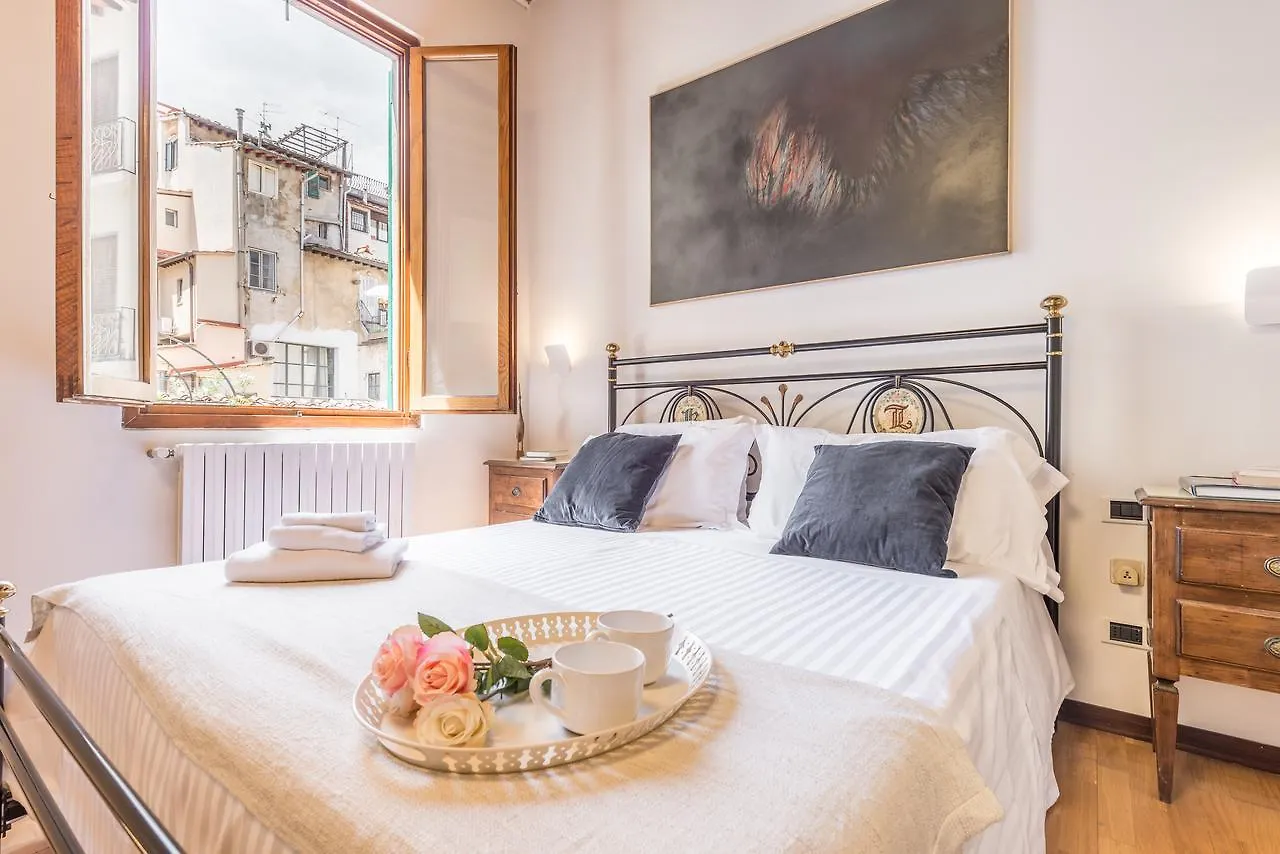 Giulietta By Mmega Apartment Florence Italy