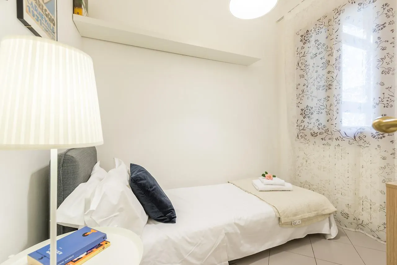 Giulietta By Mmega Apartment Florence